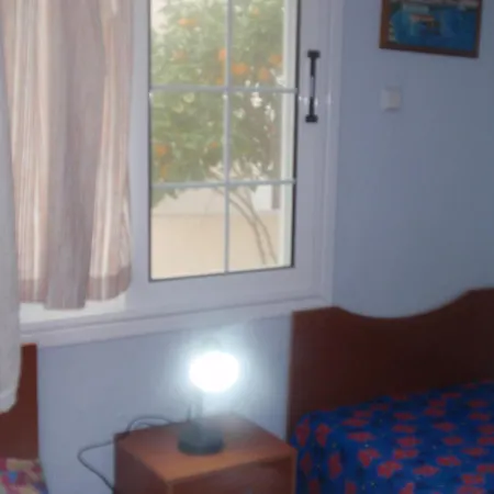 Traditional City House * Κάλυμνος